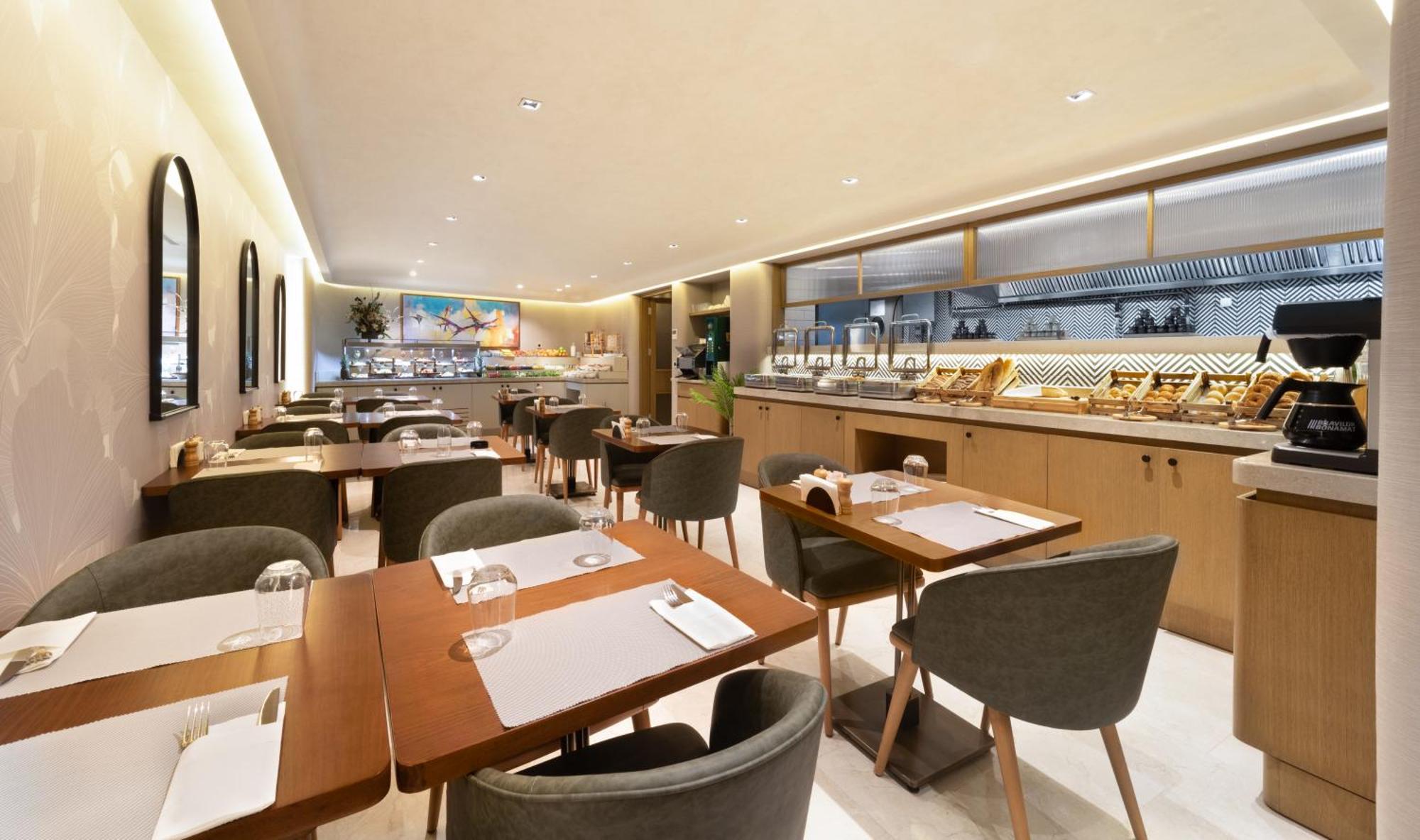 Bentley Hotel Old City-Special Class Provincia di Provincia di Istanbul Esterno foto The Wing at Hong Kong International Airport